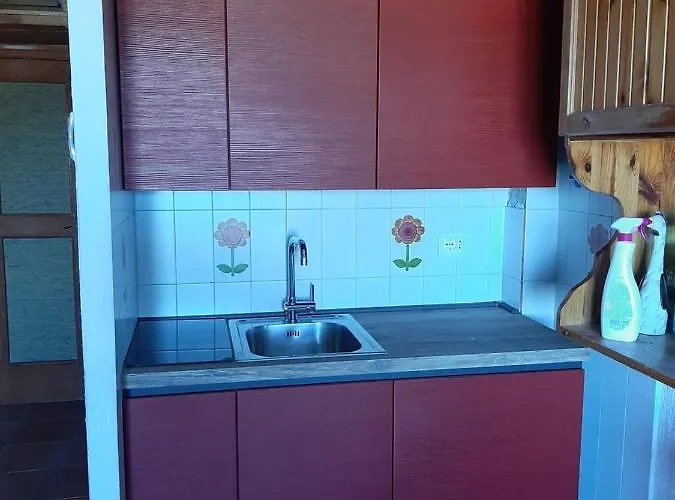 Διαμέρισμα Paradiso Aremogna *